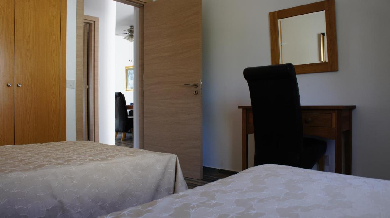 Limnaria Westpark 113 Apartment Paphos ภายนอก รูปภาพ