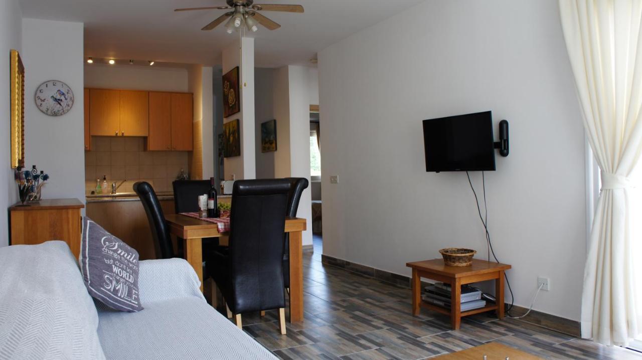 Limnaria Westpark 113 Apartment Paphos ภายนอก รูปภาพ